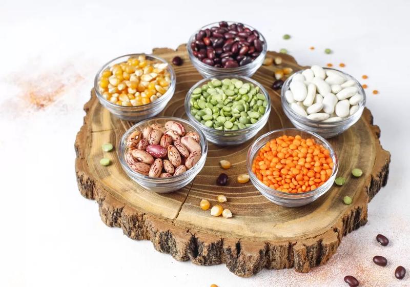 Alternatywy dla kurczaka: Czym zastąpić mięso w codziennym jadłospisie?