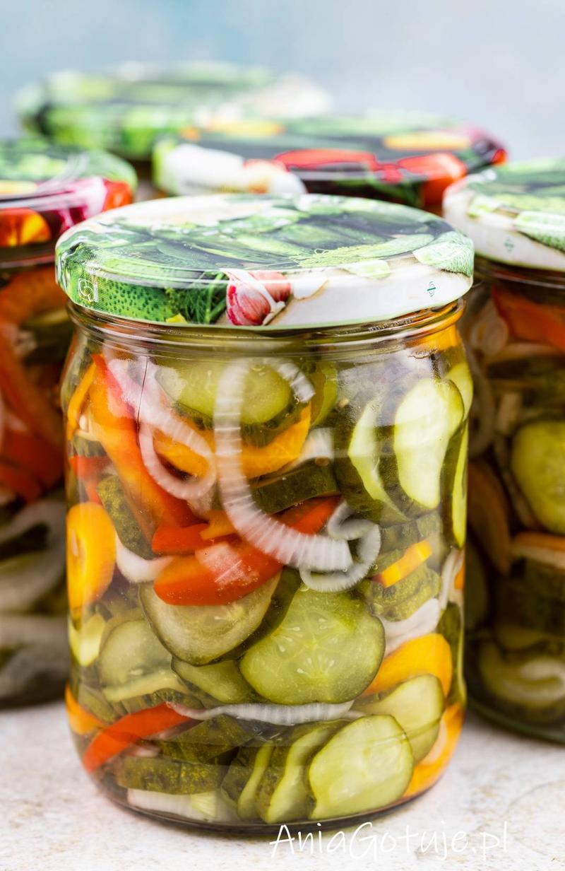 Sałatki z ogórków na zimę