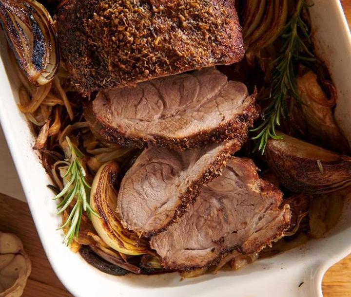 Jak długo piec karczek, aby był soczysty i pyszny?